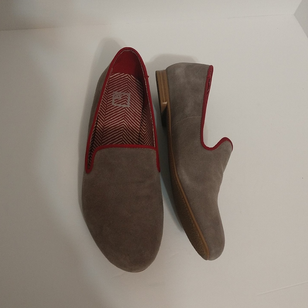 Leather Taupe Grey Slip On Flats sz 8